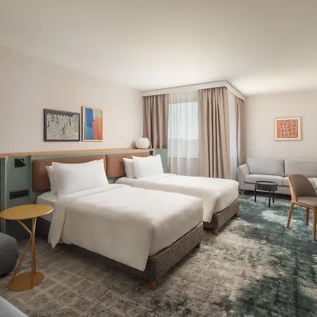 Crowne Plaza By Ihg Hotel Budapest