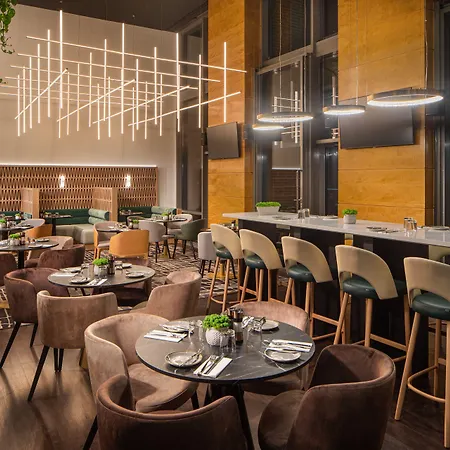 Crowne Plaza By Ihg Hotel Budapest