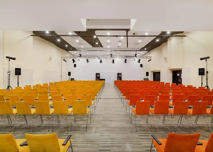 Hotel Crowne Plaza By Ihg Budapest