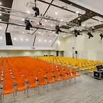 Crowne Plaza By Ihg Hotel