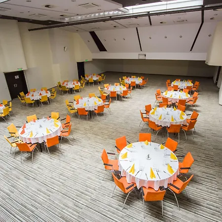 Crowne Plaza Budapest, An Ihg