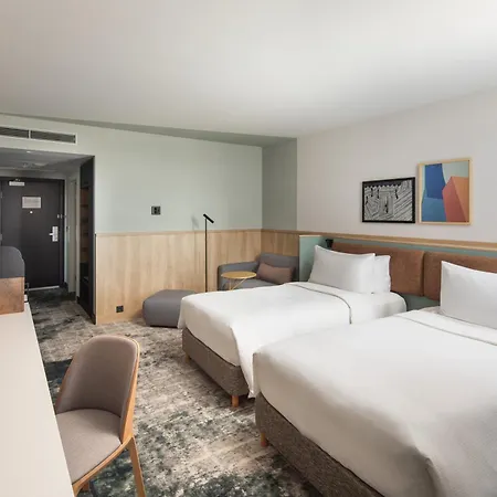 Crowne Plaza Budapest, An Ihg