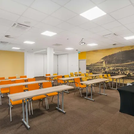 Отель Crowne Plaza By Ihg