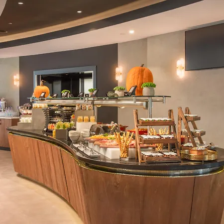 Szálloda Crowne Plaza Budapest, An Ihg 4*