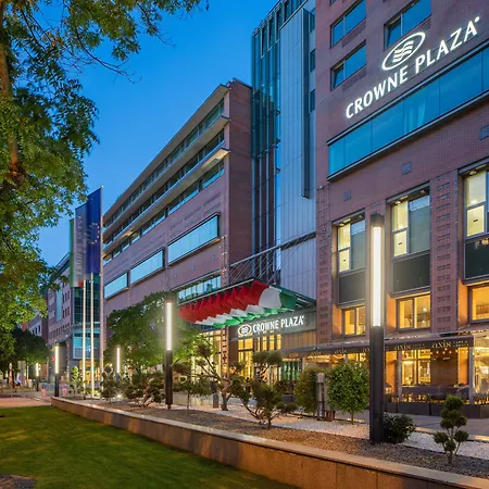 Crowne Plaza Budapest, An Ihg